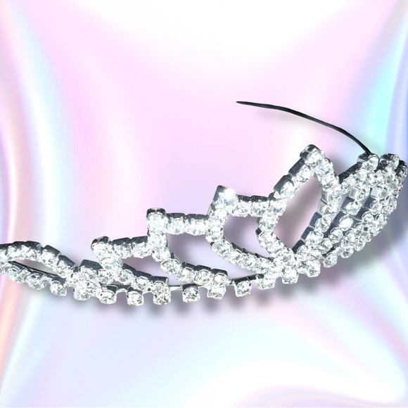 Silver Rhinestone Tiara - New with Tags - Picture 7 of 13